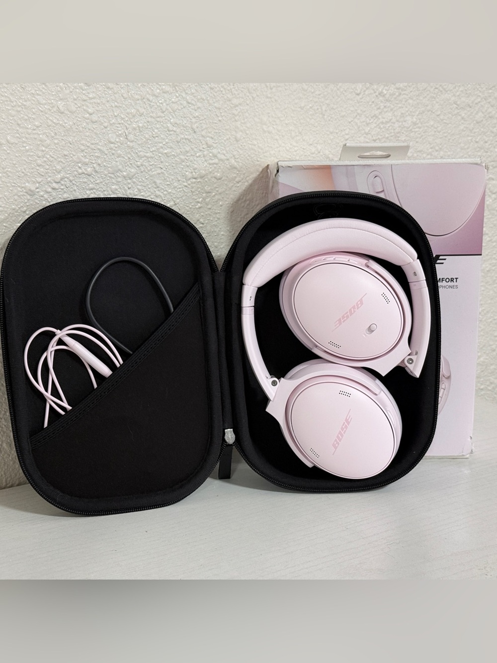 BOSE QUIETCOMFORT WIRELESS NOISE CANCELLING HEADPHONES - PETAL PINK